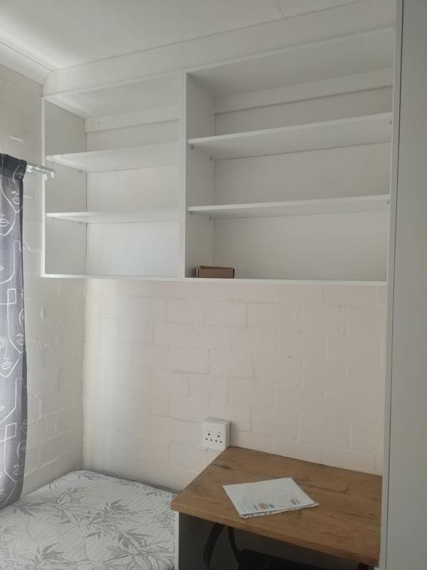 To Let 1 Bedroom Property for Rent in Highbury Western Cape